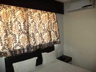 Hotel Krishna Palace AHMEDABAD, Ahmedabad 3